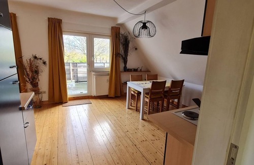 Halbs Apartment | Apartment Ollywood Hills, 1 bedroom, shower, WC, - Ferienwohnungen Ollywood