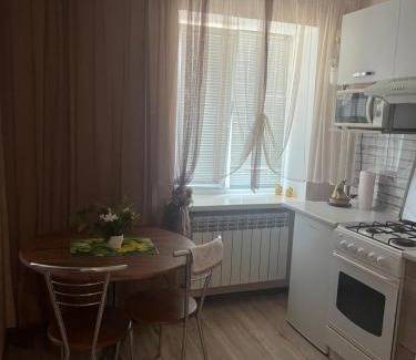 Mykolaiv Apartment | Apartment on Artyleriiska 2 with River View