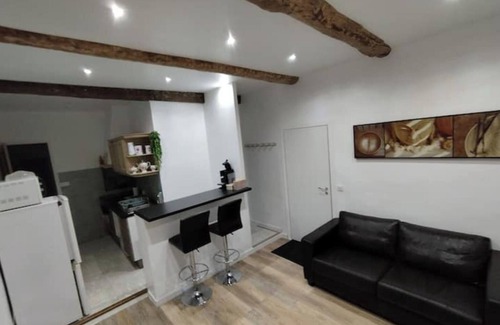 Nans-les-Pins House | Apartment on Chemin des ROYS
