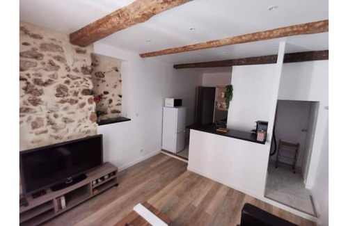 Nans-les-Pins House | Apartment on Chemin des ROYS
