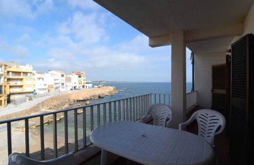 Pedrinya Apartment | Apartment on Costa Brava by Sandy Beach
