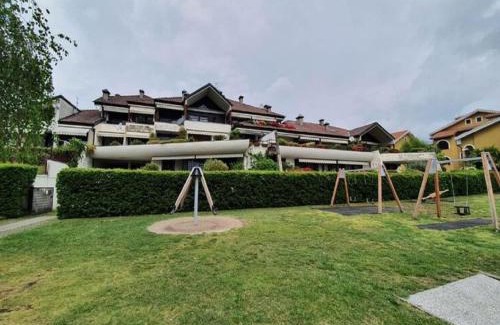 Feriolo House | Apartment on Lake Maggiore with Garden