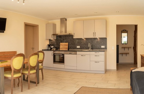 Wessling Apartment | Apartment on the horse farm! Vacation Apartment "Apple"