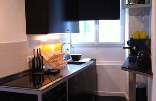 Granville Apartment | Apartment overlooking the port in the heart of Granville