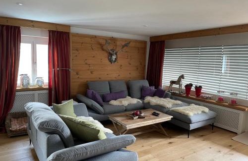 Meierhof Apartment | Apartment Palueda in Davos-Dorf