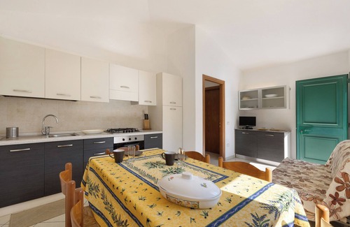 Stellanello Apartment | Apartment 'Pana La Taggiasca' with Mountain View