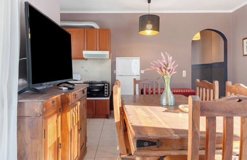 Merichas Apartment | Apartment 'Panana Irida' with Sea View, Wi-Fi and Air Conditioning