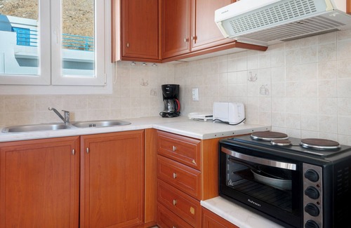 Merichas Apartment | Apartment 'Panana Irida' with Sea View, Wi-Fi and Air Conditioning