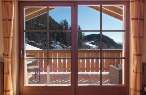 Albions Apartment | Apartment “Paradies” near Seiser Alm with Mountain View, Sauna, Wi-Fi & Balcony