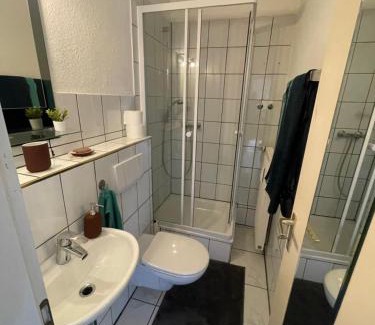 Oberbilk Apartment | Apartment, parterre, für 3 Gäste, Zentral gelegen, Mitsubishi Halle