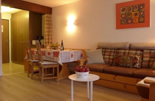 Zermatt Apartment | Apartment Pasadena-2 by Interhome