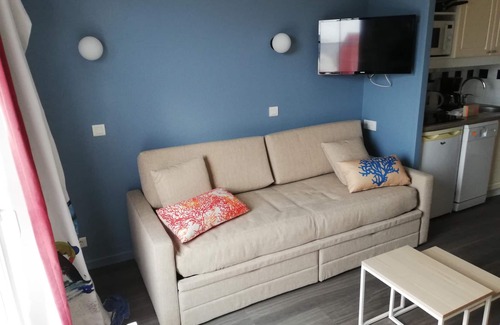 Guilvinec Apartment | Apartment Pierre & Vacances Sea view, heated pool, pets welcome