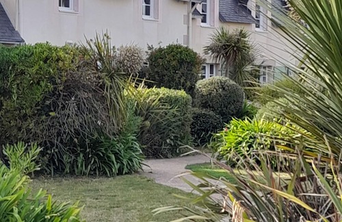Guilvinec Apartment | Apartment Pierre & Vacances Sea view, heated pool, pets welcome