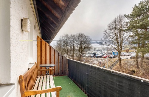Ortsmitte Apartment | Apartment 'Piste 2' with Shared Terrace, Balcony and Wi-Fi