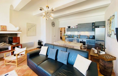 Old Town Apartment | Apartment **** Port Saint-Tropez Exceptional view
