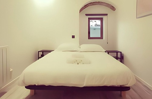Centre Ville Apartment | Apartment-Private Bathroom