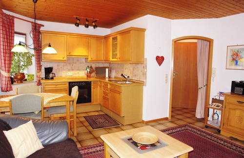 Seelbach Apartment | Apartment 'Puppenstübchen - Apt 3' with Private Terrace, Private Garden and Wi-Fi
