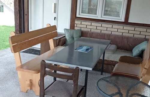 Visoko Apartment | Apartment Ravne 2 - One Bedroom Apartment with Terrace