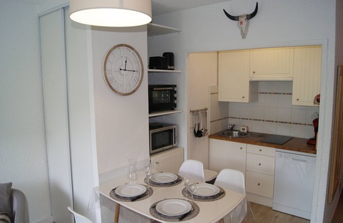 Saint-Lary-Soulan Apartment | APARTMENT * RENOVATED IN NEW ST LARY VILLAGE