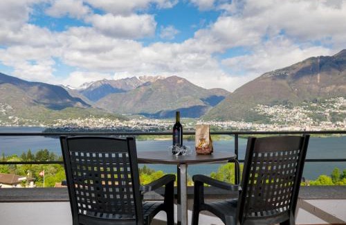 Piazzogna Apartment | Apartment Residence Miralago - Utoring Apt-A10 by Interhome