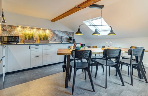 Mühlhausen Apartment | Apartment 'Residenz Unter Den Linden Falke' with Wi-Fi