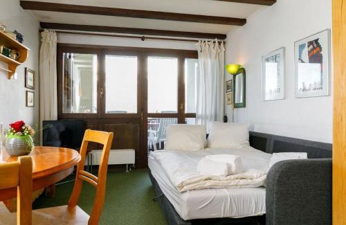 Surlej Apartment | Apartment Residenza Chesa Margun 67-1 by Interhome