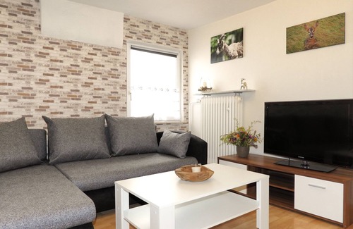 Mainz-Bingen Apartment | Apartment 'Rheinhessen Mit 60qm' with Wi-Fi