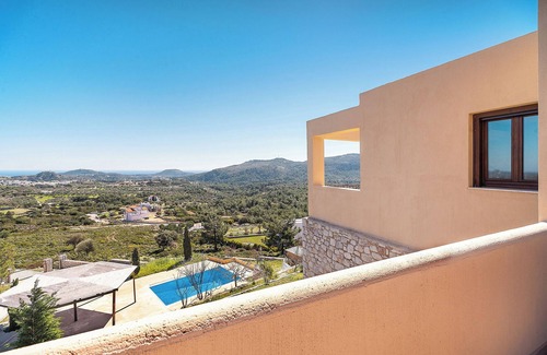 Filerimos Apartment | Apartment 'Rhodes Retreat - Persefoni's Loft' with Sea View, Wi-Fi and Air Conditioning