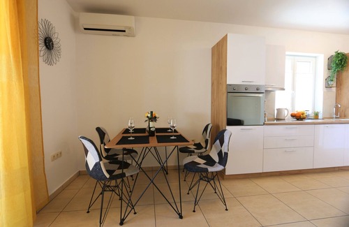 Klimno Apartment | Apartment Rinkovec (35525-A2) - Klimno - island Krk