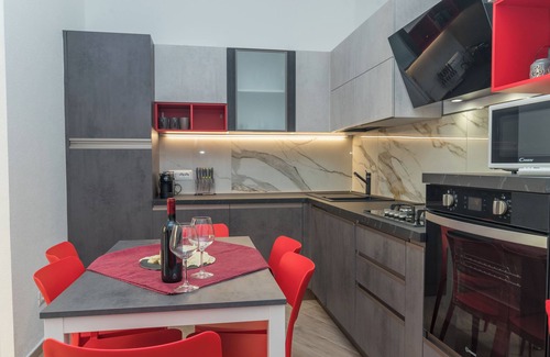La Maddalena Apartment | Apartment 'Rifla Vacanze' with Terrace & Wi-Fi