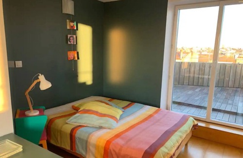 Saint-Georges Apartment | Apartment "Rooftop Terrasse 360° Hypercentre" with Wi-Fi & A/C