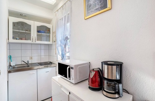 Bad Herrenalb Apartment | Apartment 'Rosa 5' with Balcony and Wi-Fi