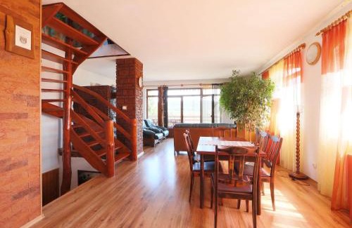 Felsoors Apartment | Apartment Rosa by Interhome