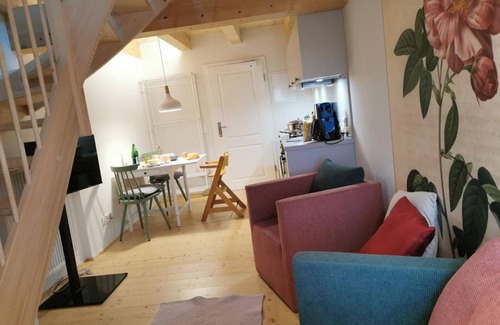 Neuwilthen Apartment | Apartment "Rose" - Apartments Gutshof Schirgiswalde
