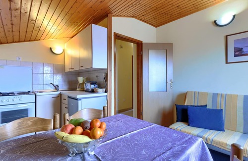 Valdebek Apartment | Apartment Ruža 2 by Interhome