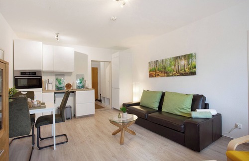Gudenhagen Apartment | Apartment 'Rübezahl' with Balcony and Wi-Fi