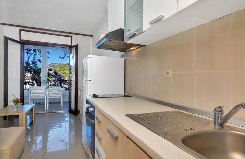 Pokrivenik Apartment | Apartment Rubin-6 by Interhome