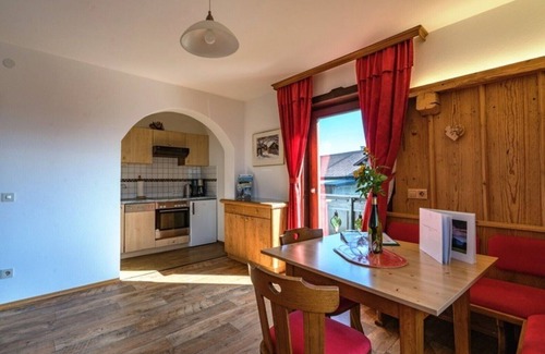 Weyregg am Attersee Apartment | Apartment Sunrise - Your cozy apartment in Weyregg am Attersee