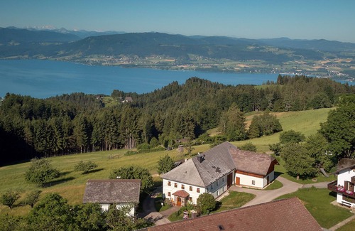 Weyregg am Attersee Apartment | Apartment Sunrise - Your cozy apartment in Weyregg am Attersee