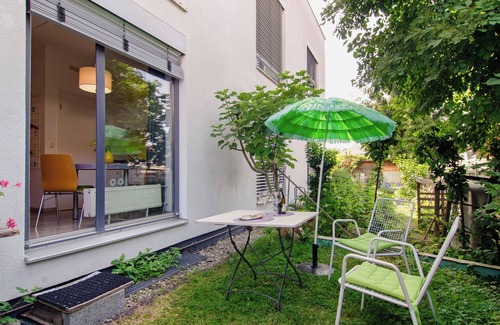 Ludwigshafen Apartment | Apartment 'Studio-in Der Atelierhaus' with Private Garden and Wi-Fi