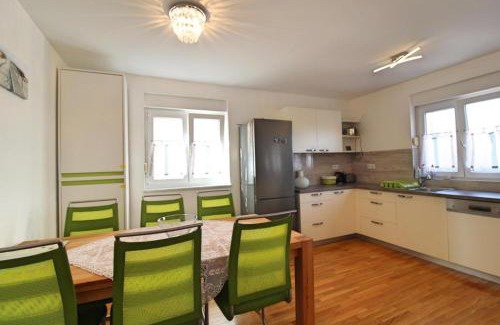 Jadreski Apartment | Apartment´s Petar - Two Bedrooms