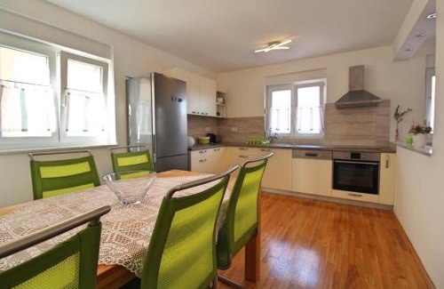 Jadreski Apartment | Apartment´s Petar - Two Bedrooms