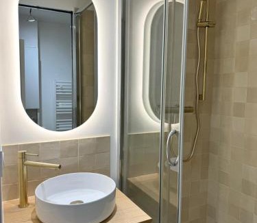 Quartier de l'Ecole-Militaire Apartment | Apartment Saint Germain des Pres Bon Marche by Studio Prestige