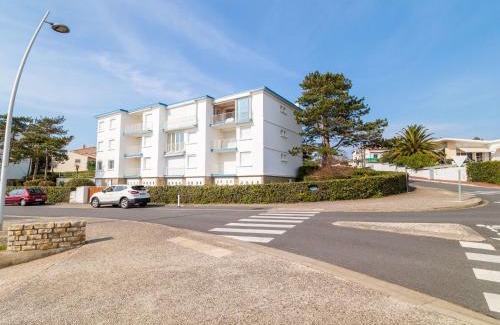 Vaux-sur-Mer Apartment | Apartment Saint Sordelin by Interhome