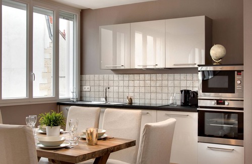 Dijon Centre Ville Apartment | Apartment "SAINT-VERAN" - Historical Center - 68m2 - 6 people