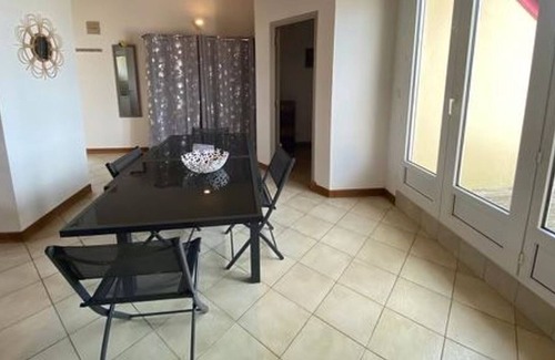 Salles-Curan Apartment | Apartment Salles-Curan, 1 bedroom, 6 persons