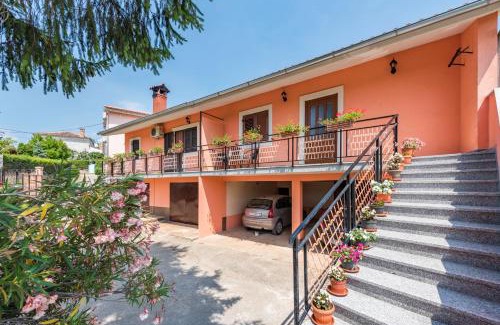 Tinjan Apartment | Apartment Sandi