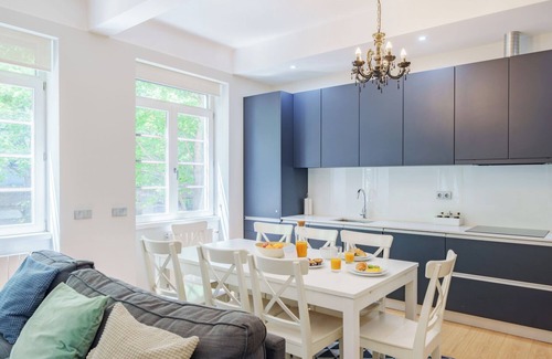 Centro / Baixa Villa | Apartment Saragossa - Three Bedroom Villa, Sleeps 8