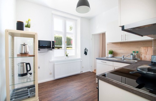 Gluecksburg Apartment | Apartment 'Schloss Glücksburg' with Lake View, Private Garden and Wi-Fi
