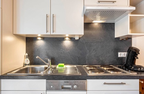 Waldau Apartment | Apartment 'Schmetterlingswiese' with Private Terrace, Shared Garden and Wi-Fi